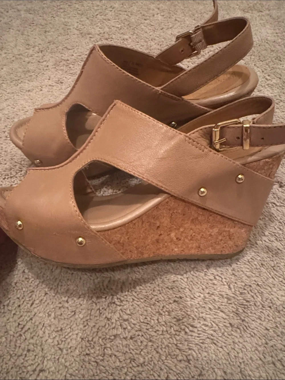 Kenneth Cole Reaction sleek tan